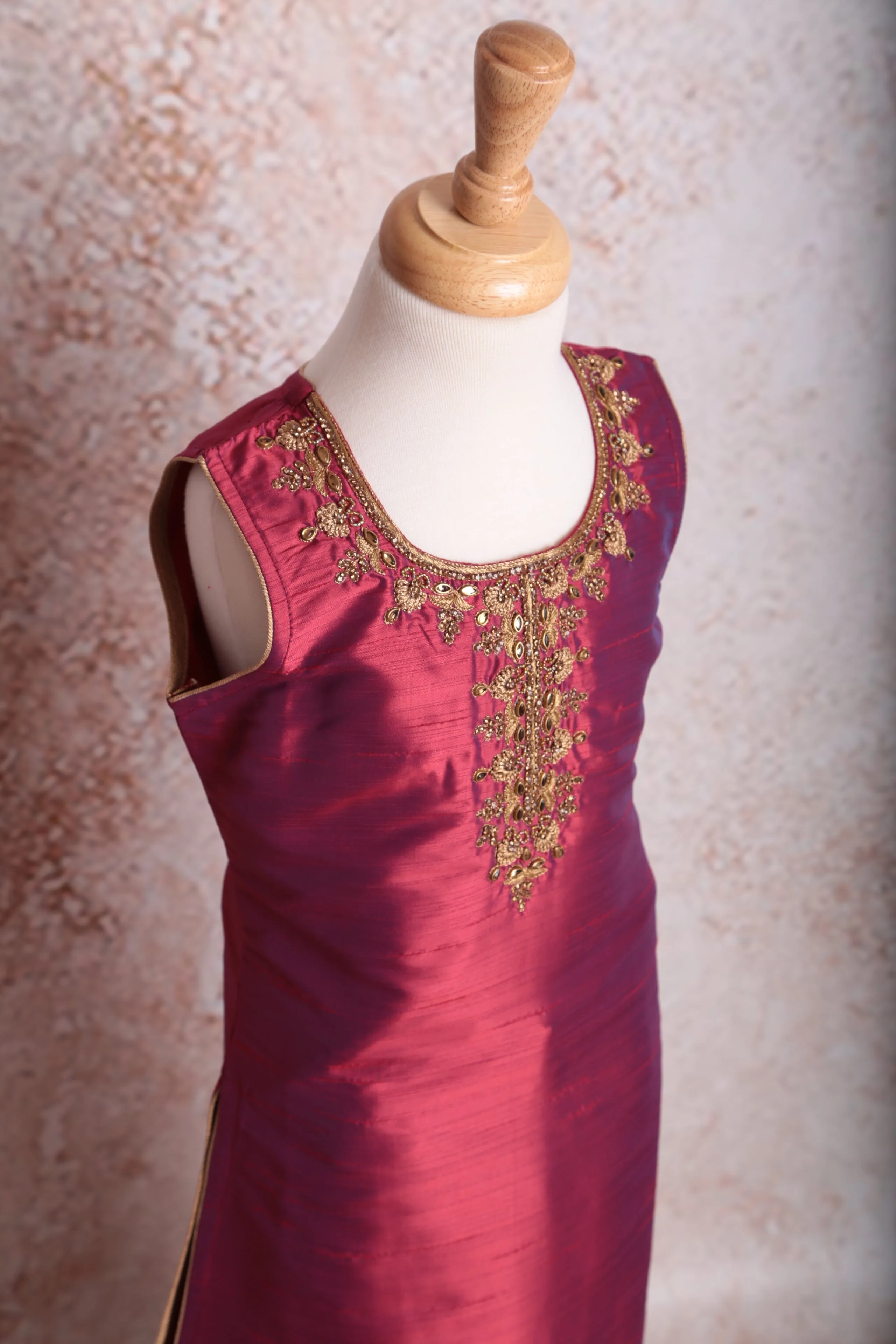 Dupion Salwar Kameez S8_2108