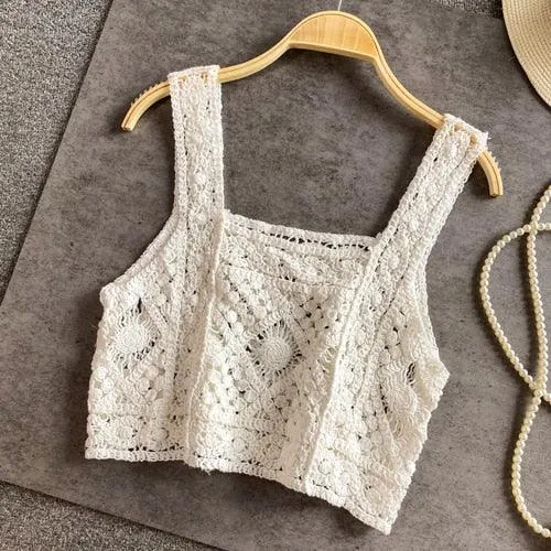 Knitted Sleeveless Crop Tops