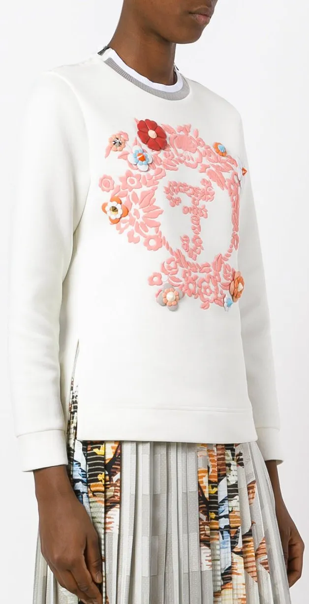 Long-Sleeved Embroidered Sweatshirt