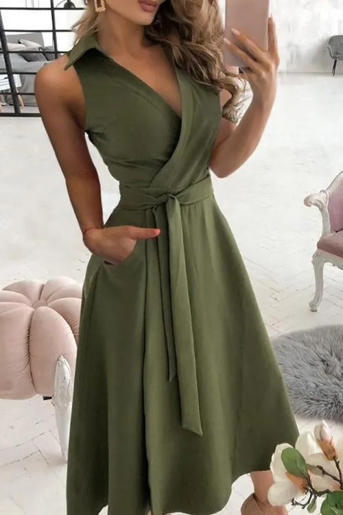 V Neck Sleeveless Pockets Dress